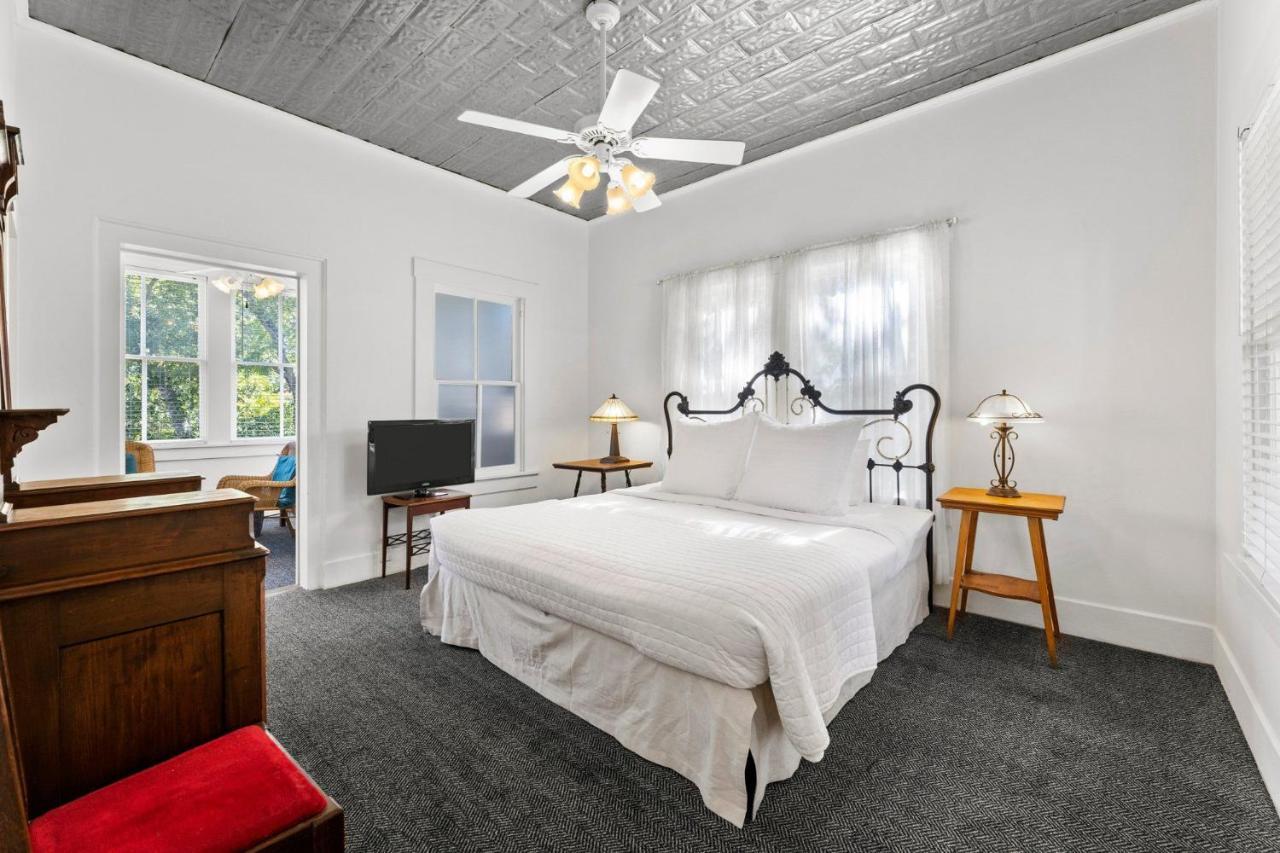 The Meyer * Comfort
